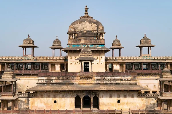 Krásný Záběr Komplex Orchha Fort Indii Bezmračného Dne — Stock fotografie