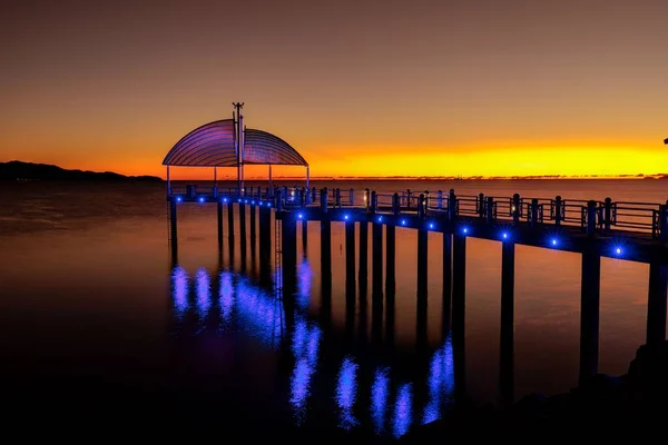 Beautiful Sunset Townsville Strand Beachfront Lights Deck — Stock Photo, Image