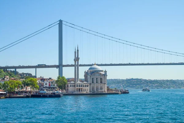Vacker Utsikt Över Stora Mecidiye Moskén Ortakoy Moskén Istanbul Klar — Stockfoto