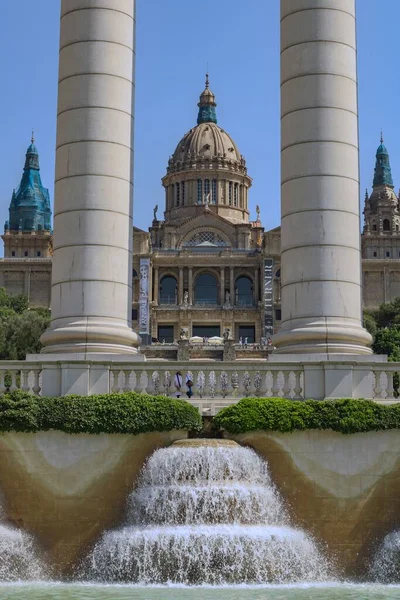 Fotografía Vertical Del Palacio Nacional Catalogna Montjuic Barcelona España Con — Foto de Stock