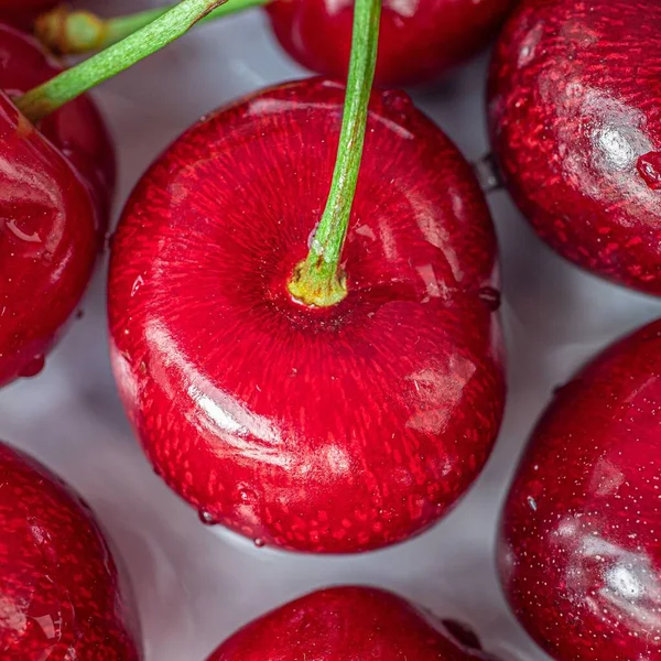 Einige Frische Kirschen Aus Nächster Nähe — Stockfoto