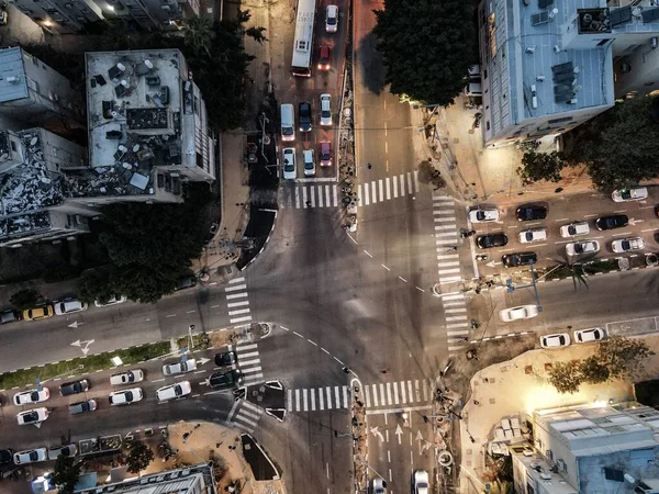 Una Vista Aérea Del Paisaje Urbano Calle Cruzada Con Coches — Foto de Stock