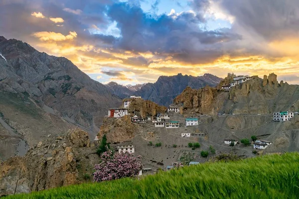 Hindistan Spiti Vadisi Ndeki Dhankar Günbatımındaki Hava Görüntüsü — Stok fotoğraf