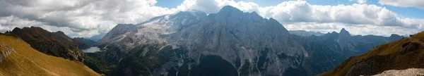 Panoramatický Výhled Jezero Fedaia Ledovec Marmolada Canazei Itálie — Stock fotografie