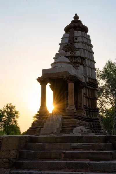 Яскраве Сонце Світить Позаду Храму Лакшмана Індії — стокове фото