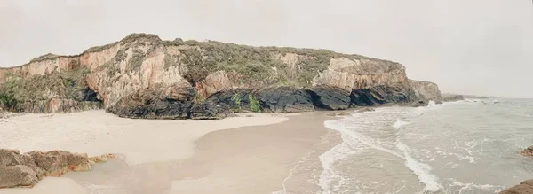 Kliffen Gelegen Naast Het Strand Van Punta Corveira Lugo Spanje — Stockfoto