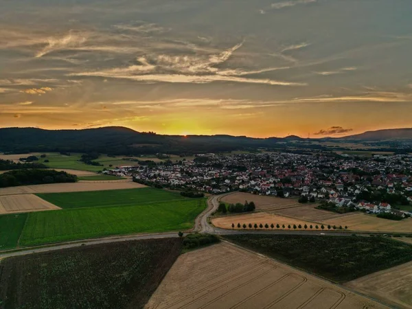 Een Megapixel Foto Van Instelling Zon Achter Bergen Gefotografeerd Met — Stockfoto