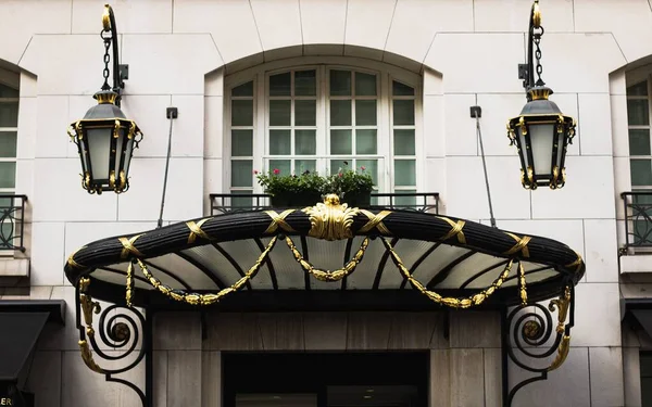Widok Wejście Bardzo Luksusowego Hotelu Pałacu Paryżu Francja — Zdjęcie stockowe
