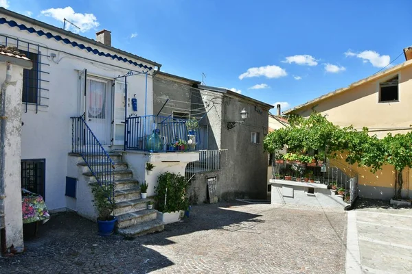 Een Kleine Straat Tussen Oude Huizen Van Greci Een Dorp — Stockfoto