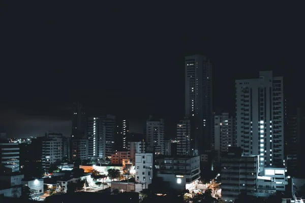 Uma Bela Paisagem Urbana Uma Cidade Moderna Noite — Fotografia de Stock