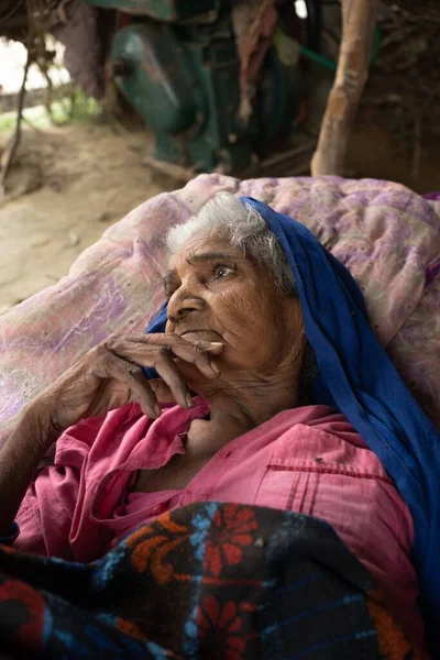 Unidentified Indian Woman Local Hospital — Stock Photo, Image