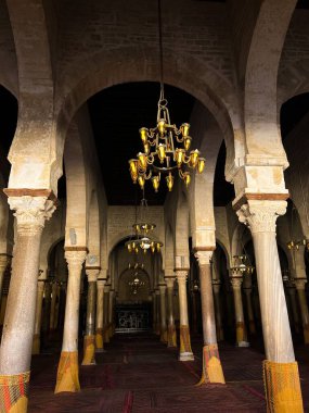 KAIROUAN KİŞİ VE GRAND MOSQUE OKBA IBN NAFTA