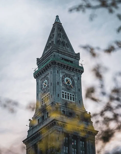 Vertikal Bild Custom House Tower Med Klockor Mckinley Square Boston — Stockfoto