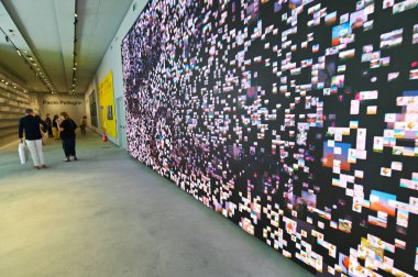 İtalya 'nın Intesa San Paolo, Torino' daki yeni müzesinin açılışı