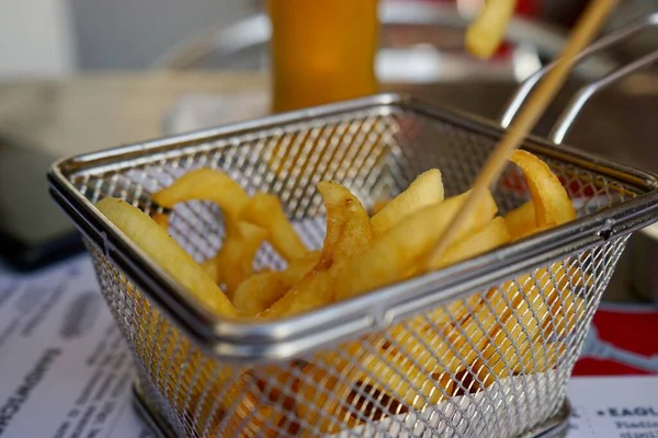 Closeup Shot French Fries Metal Fryer Basket — Stock Photo, Image