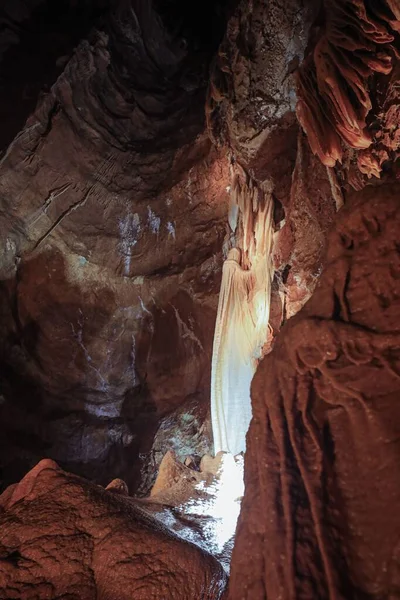 Uma Bela Vista Das Cavernas Jenolan Nsw Austrália — Fotografia de Stock