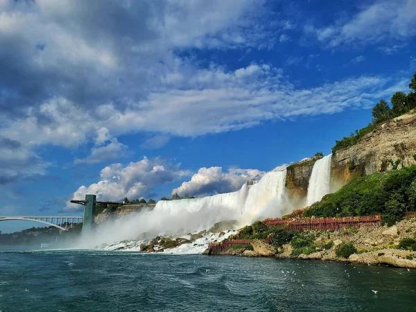 Landscape Majestic Niagara Falls Ontario Canada Small Rainbow Cloudy Day — Stock Photo, Image