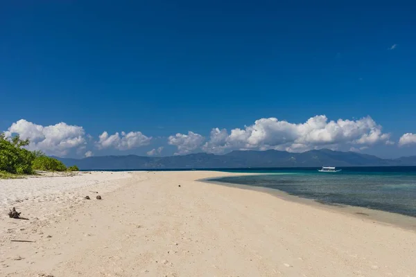 Hermosa Vista Costa Arenosa Mar Bon Bon Beach Romblon Filipinas — Foto de Stock