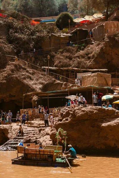 Pohled Turisty Ouzoud Vodopádu Marrákeš Morocco — Stock fotografie