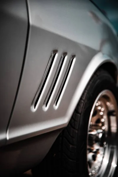 Vertical Selective Focus Detail Grey Retro Sports Car — Stock Photo, Image