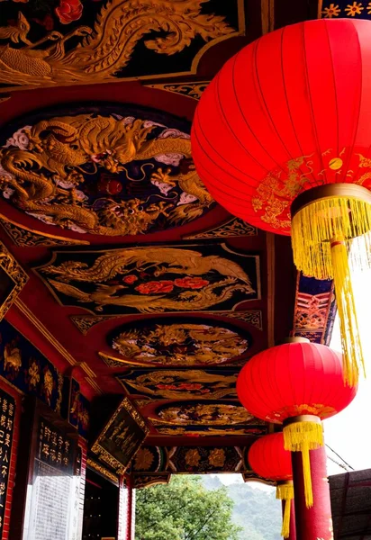 Красные Китайские Фонари Висящие Монастыре Десять Тысяч Будд Тине Гонконг — стоковое фото