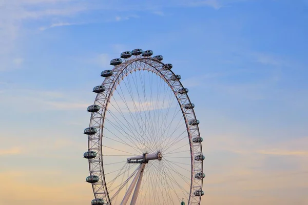 Das Wunderschöne Riesenrad London Eye Mit Sonnenuntergang Hintergrund — Stockfoto