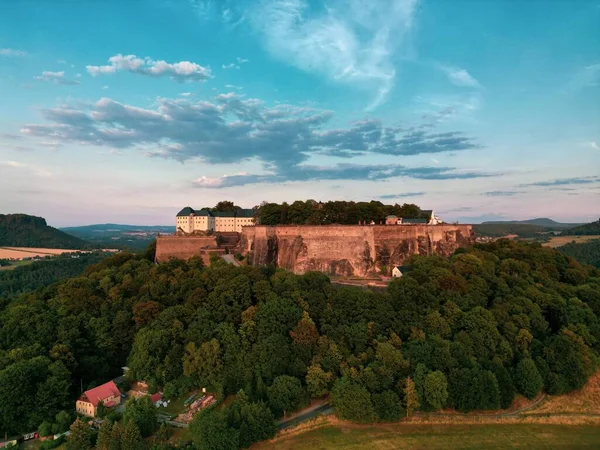 Ein Atemberaubender Blick Auf Die Festung Königsstein Sachsen Deutschland Die — Stockfoto