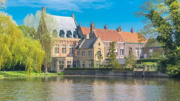 Bruges Belgien Schöne Typische Häuser Kanal — Stockfoto