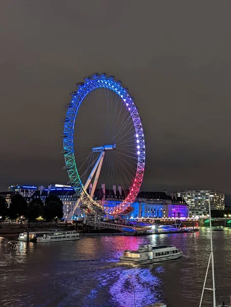 London Eye Ruské Kolo Duhových Barvách Podporu London Pride Července — Stock fotografie