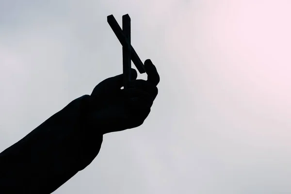 Closeup Statue Hand Holding Cross Sky — Stock Photo, Image