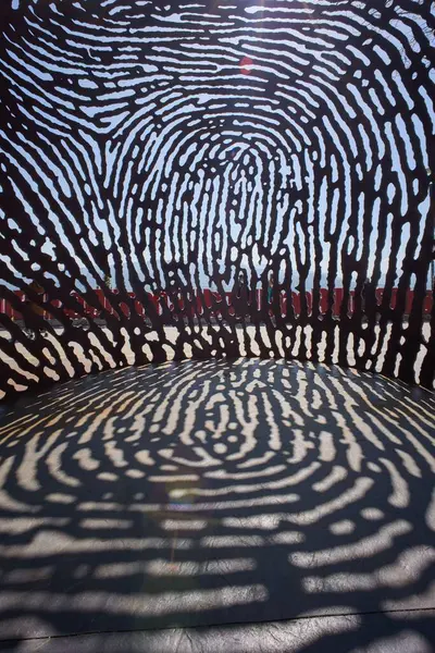 Vertical Shot Fingerprint Sculpture Attraction Bilbao Spain — Stock Photo, Image