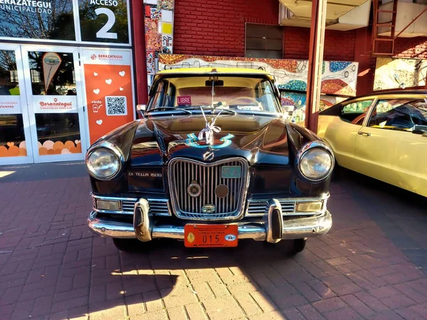 Velho Sião Tella Riley 1500 Sedan 1959 1967 Rua Tradicional — Fotografia de Stock