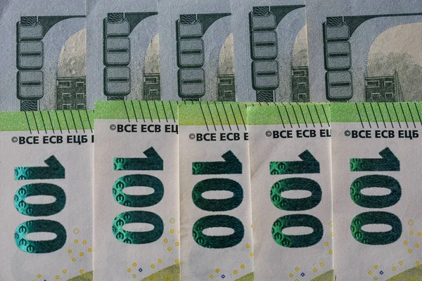 Λεπτομέρειες Για Χαρτονομίσματα Των 100 Δολαρίων Και Των 100 Ευρώ — Φωτογραφία Αρχείου