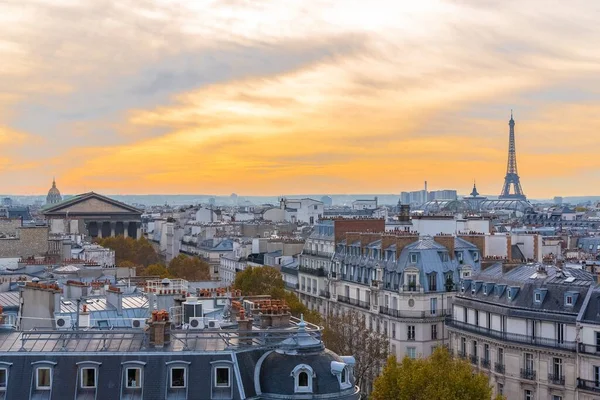 Paříž Typické Střechy Letecký Pohled Eiffelovou Věží Dómem Invalidů Sainte — Stock fotografie