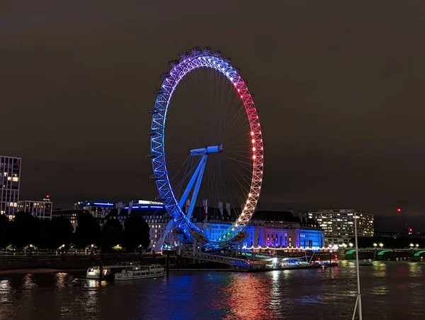 Ein Riesenrad Regenbogenfarben Zur Unterstützung Des London Pride Juli 2022 — Stockfoto