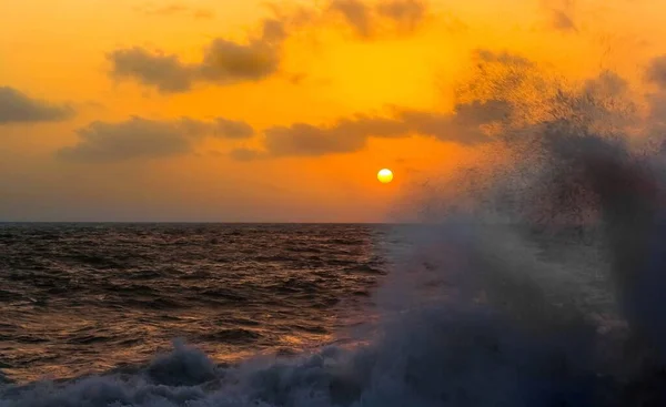 Ein Schöner Blick Auf Das Meer Während Eines Sonnenuntergangs Gadani — Stockfoto