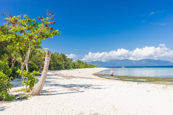 Beautiful View Sandy Shoreline Sea Bon Bon Beach Romblon Philippines — Stock Photo, Image