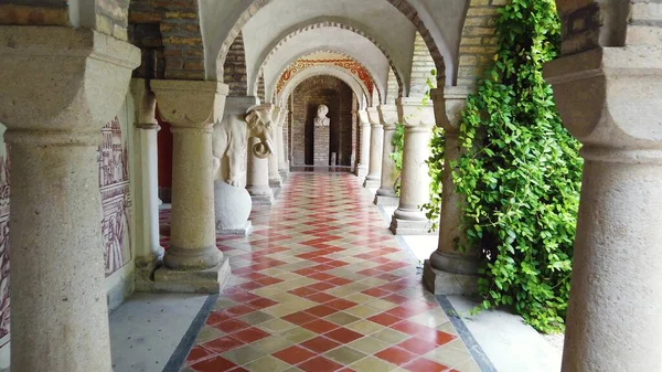 Arcades Bori Castle Garden Секешфехервар Венгрия — стоковое фото