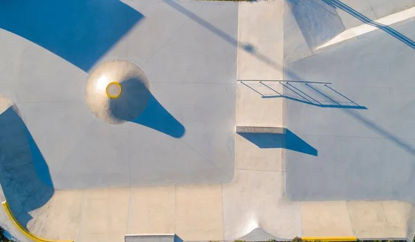 スケートボードトラックの空中ビュー 極端なスポーツコンセプト — ストック写真