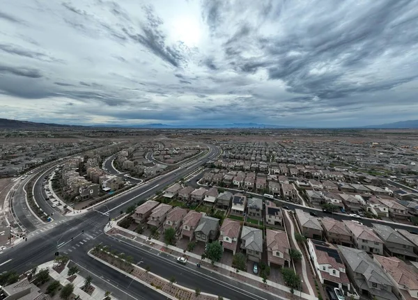Een Luchtfoto Van Huizen Henderson Een Bewolkte Dag — Stockfoto