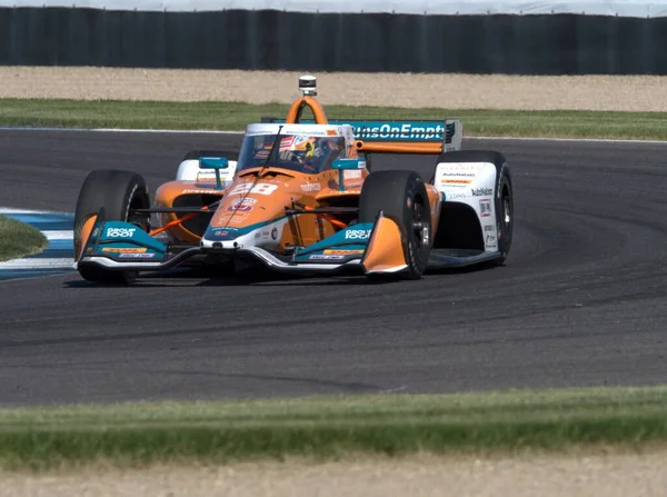 参加2022年印第安纳波利斯大奖赛的橙色现代跑车的特写 — 图库照片