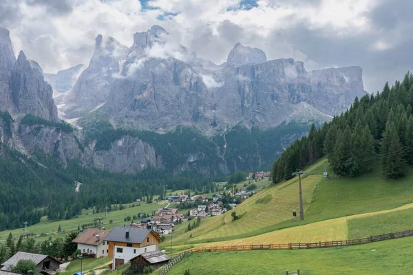 美丽的风景 多洛米蒂山脉 阿尔塔 巴迪亚Trentino Alto Adige地区 意大利 六月二日 — 图库照片