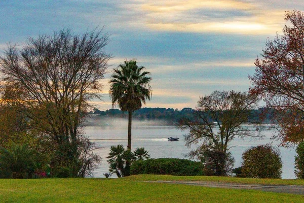 Questa Una Foto Una Barca Nella Baia Vicino Tramonto Texas — Foto Stock