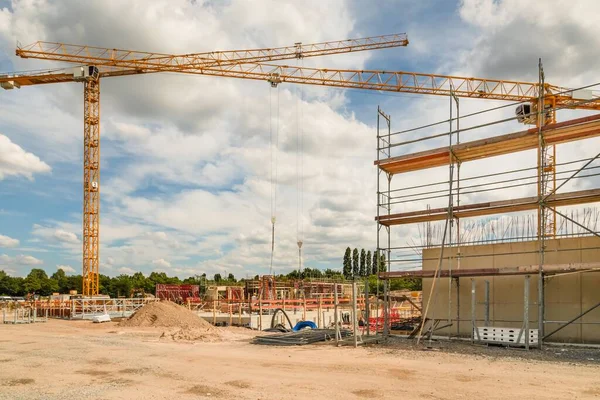 Area Construction Yellow Cranes Houses Sunny Day — Stock Photo, Image