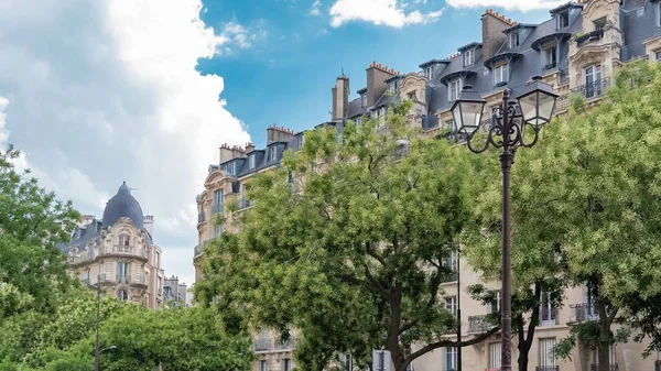 Παρίσι Όμορφο Κτίριο Στο Κέντρο Του Χαρακτηριστική Παριζιάνικη Πρόσοψη Θέση — Φωτογραφία Αρχείου
