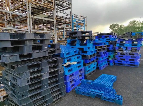 Amaterial Handling Trolleys Plastic Pallets Photo — Stock Photo, Image