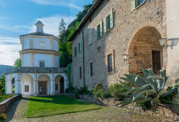 Ticino 'da güzel bir bina.