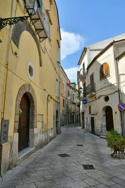 Ένας Στενός Δρόμος Στο Sant Agata Goti Ένα Μεσαιωνικό Χωριό — Φωτογραφία Αρχείου