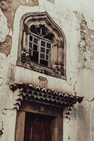 Eine Vertikale Aufnahme Eines Verlassenen Gebäudes Old Marvao Portugal Mit — Stockfoto