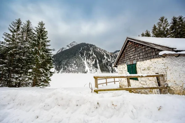 Uma Bela Paisagem Montanhas Nevadas Alpen — Fotografia de Stock